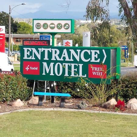 Country Rose Motel Warwick Bagian luar foto